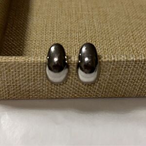 Silver Tone Chunky Oval Studs